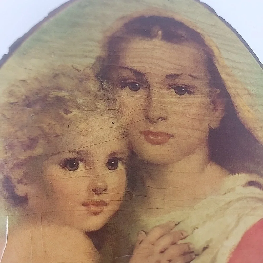 Vintage Madonna and Child Wood Slice Plaque – Religious Wall Art – Bark Edge...